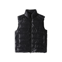 Load image into Gallery viewer, CROFTON VEST - BLACK BADGE
